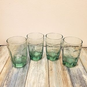 Vintage Set of 4 Libbey Chivalry Green small juice Glasses